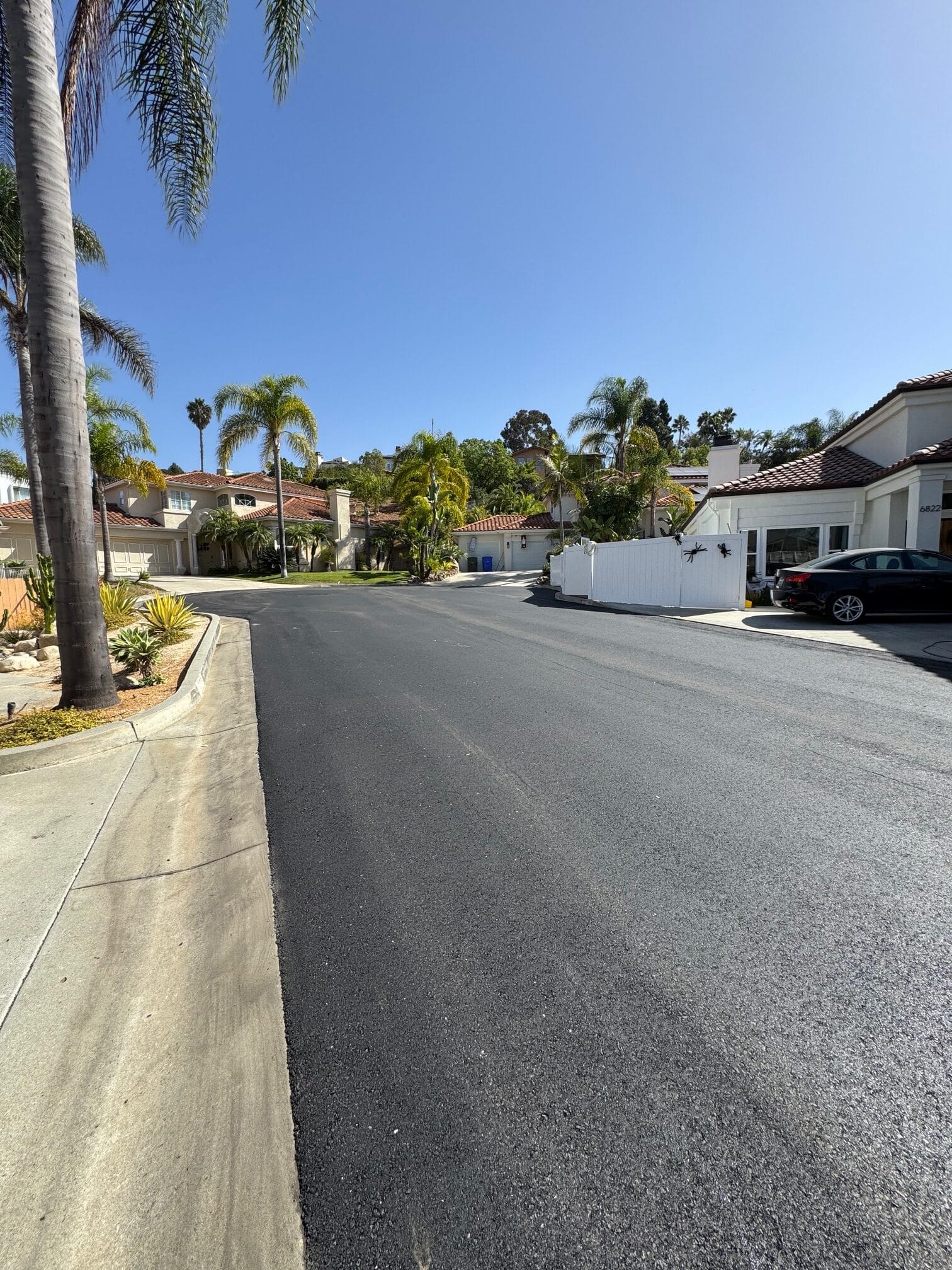 Asphalt paving and maintenance Services